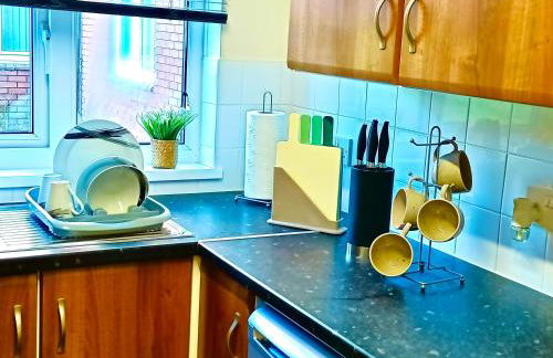 Heart of Telford Stylish 2-Bedroom - Photo 13