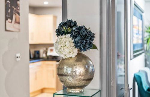 Long Stays, Contractors & Re-locators, 4BR House, Van Parking, Sleeps 8, Wi-Fi - Foto 12