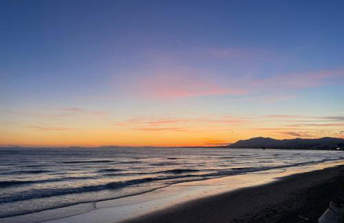 Bahía de Marbella Beachfront 2 bedroom apartment - Photo 21