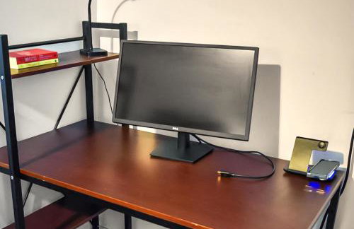 Spacious Cozy Retreat, Sleeps 10, Near NYC & EWR - Foto 13