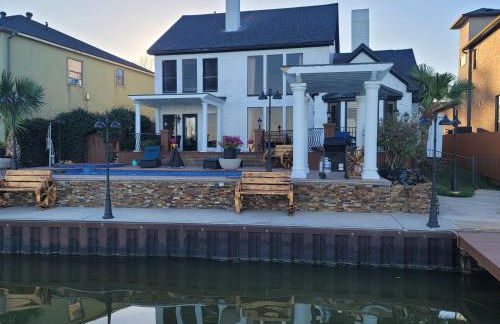 Lakefront Oasis - Photo 33