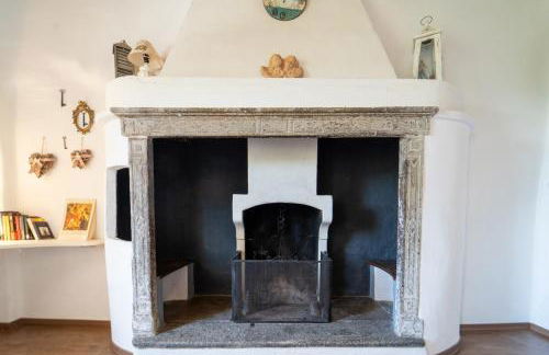 Vintage Home in the hamlet with lake view - Photo 27