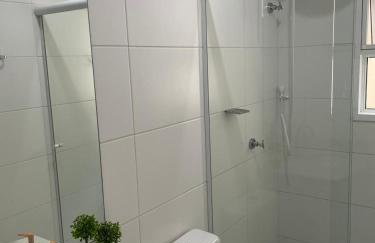 Apartamento Itaguá - Próximo de tudo que você precisa para sua estadia - Foto 16