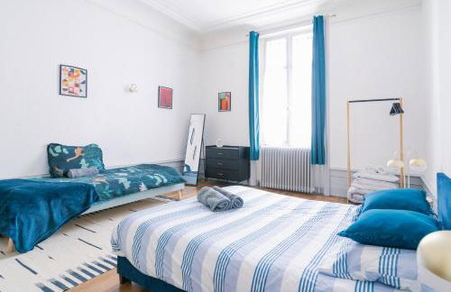 La Verrière by la Maison de Marc- Poitiers Centre - parking et terrasse - Foto 20