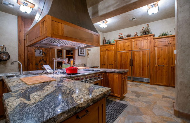 Cougar Ridge Resort, LLC - Photo 32