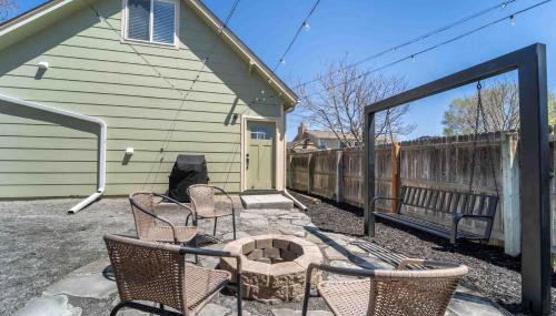Morrison Getaway - 2BR House BBQ Free Parking - Foto 1