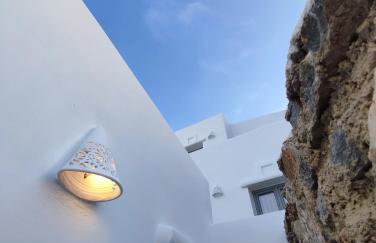 PANORMOS ART Beachfront Suites - Photo 18