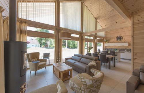 Chalet Bien Etre - 150m² - Avec Sauna & Balnéo - Les 4 saisons - Lac de Chalain - Foto 3