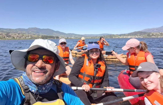 Paseo en canoa por el lago San Pablo - Foto 4