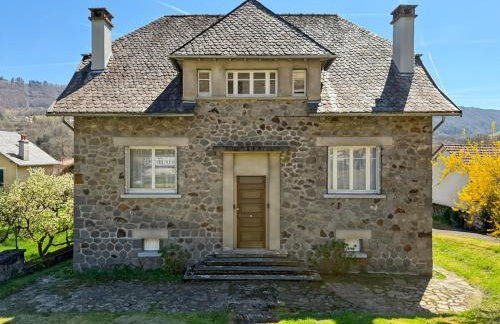 La maison Hortensias Vic-Sur-Cère - 6pers - Foto 22