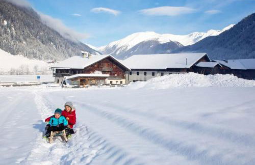 Aussermahrhof - familyfarm - Foto 1