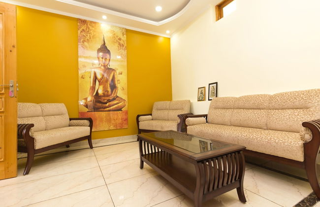 OYO 16593 Home Luxury 3BHK Galaxy Villa Andrar - Foto 17
