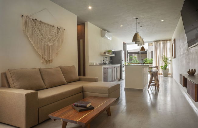 Luxury and Family condo in La Veleta - Photo 27