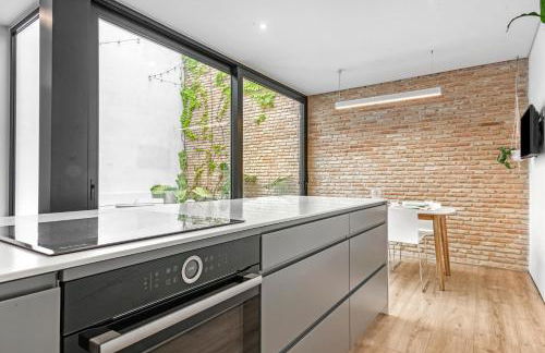 LeonAlba House Private Villa Private rooftop Private Pool Private Andalusian Courtyard Free Parking BBQ 8 Guests - Foto 42