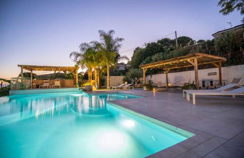 Villa Michaela con piscina privata e vista mare - Foto 9