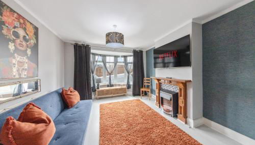 Lesley House 4 bed villa TV Internet Garden - Foto 2