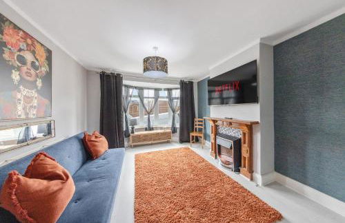 Lesley House 4 bed villa TV Internet Garden - Foto 2