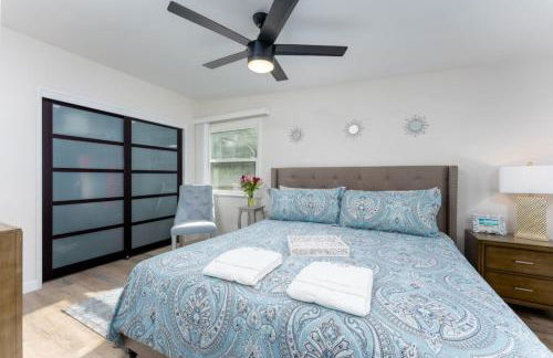 100 PERCENT NEW STUNNING HUGE HOME, GARDEN BEACH, RESERVED Parking - Foto 14