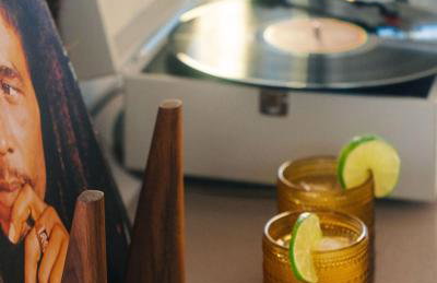 Steel & Solace By The Cohost Company - Foto 33