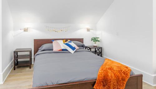 Modern Tudor Style Carriage House - Patio & grill - Foto 3