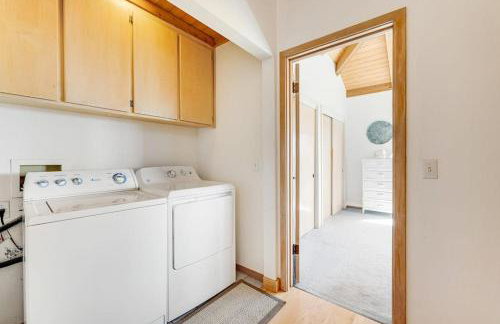 Urban Escape Compound - Photo 30