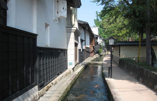 SUKIYA-zukuri Suehiro House - Photo 25