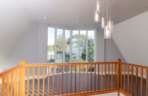 Lady Of Lourdes - Foto 23