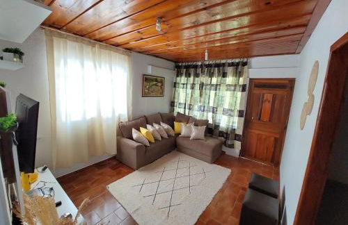 Casa aconchegante na roça c/ piscina/churrasqueira - Photo 4