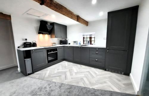 The Penthouse, top floor of a Grade II Listed Mill - Foto 6