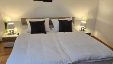 Ruhiges Apartment nähe Bahnhof HILTI - Foto 5, furniture, wardrobe