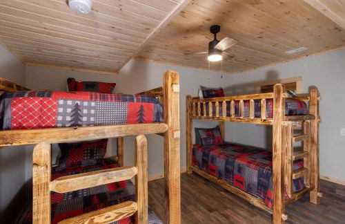 Boone Getaway Dog Friendly, Hot Tub, Fire Pit! - Foto 54