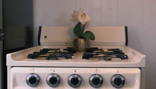 Stylish Cabin by Mackinac - Photo 2