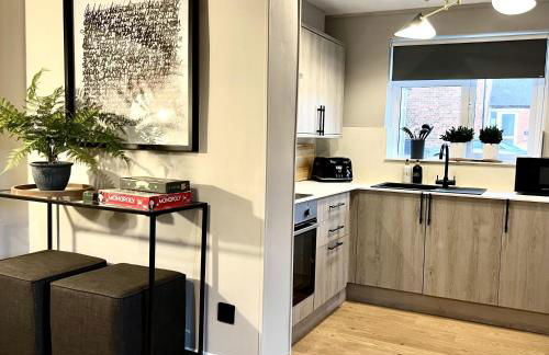 Sleeps 2 -Central Ellesmere -Parking - PetFriendly - Foto 10