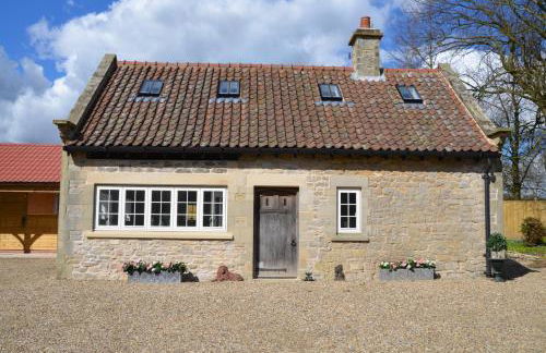 Luxury Old Stone Cottage, Beautifully Presented - Photo 1