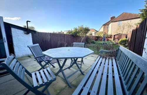 Charming 3-bedroom family home - Foto 24