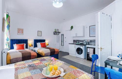 Jephsons Lodge Studio 8 - Free Parking, Netflix, Prime & Disney - Foto 4