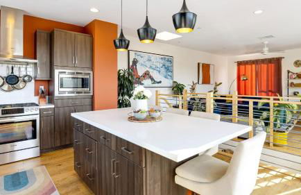 Silverlake Sunset Treehouse • Art-Filled Escape w Jacuzzi Sauna AvantStay - Foto 61