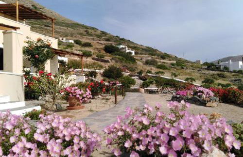 Anemos and Almyra - Foto 13