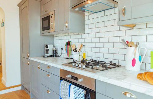 Driftwood Cottage by Bloom Stays - Foto 26