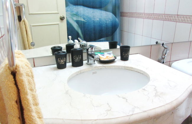 Baywatch Tower - Photo 17