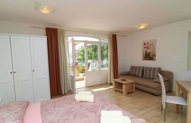 Apartments Seafront Silence - Photo 17