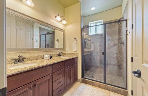 Fun & Peaceful Family Retreat - Photo 15