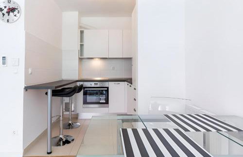 Flexible SelfCheckIns 9 - Zagreb - Garage - Electric vehicle ccharger - Loggia - New - Apartments Repinc 9 - Foto 8