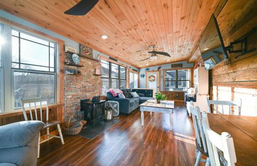 Large Family Home 5 Mi to Dtwn Hagerstown! - Photo 7