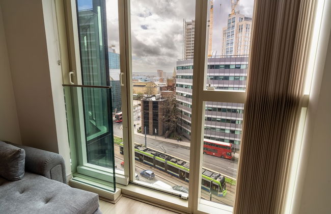 Luxury 2-bed Croydon Apartment Near Gatwick - Photo 31