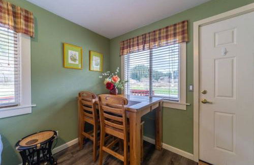 Elk Meadow Cabins 19B Johnny Redwood - Single Room - Photo 9