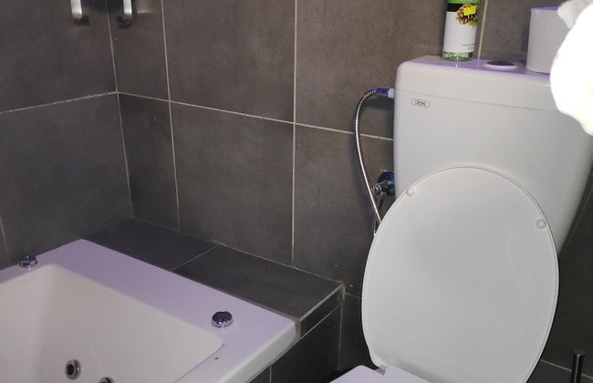 Carmel Market Apartments - Photo 15