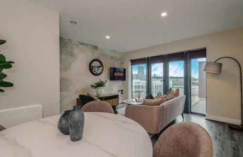 Luxury 2-Bed Apt by Royal Albert Dock & M&S Arena - Foto 12