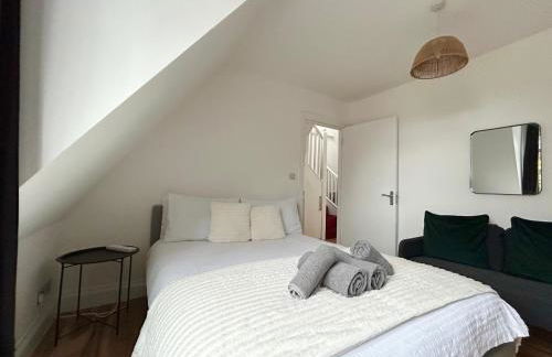 Cosy 3 Bedroom Flat, Hackney Central - Foto 2