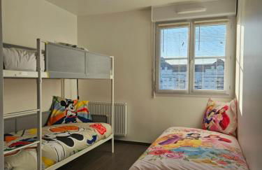 Appart 3 chambres-Gare 1 min-Disneyland Paris 6 min - Foto 11